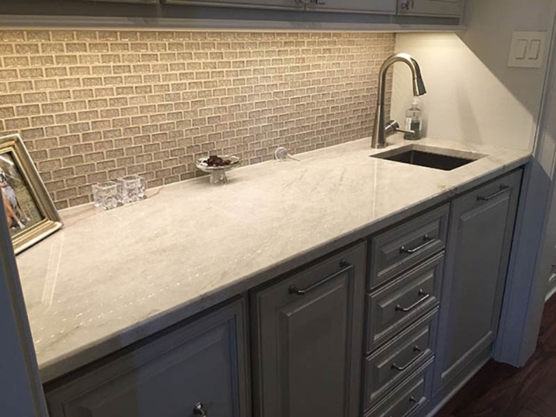 Taj Mahal Quartzie Wet Bar